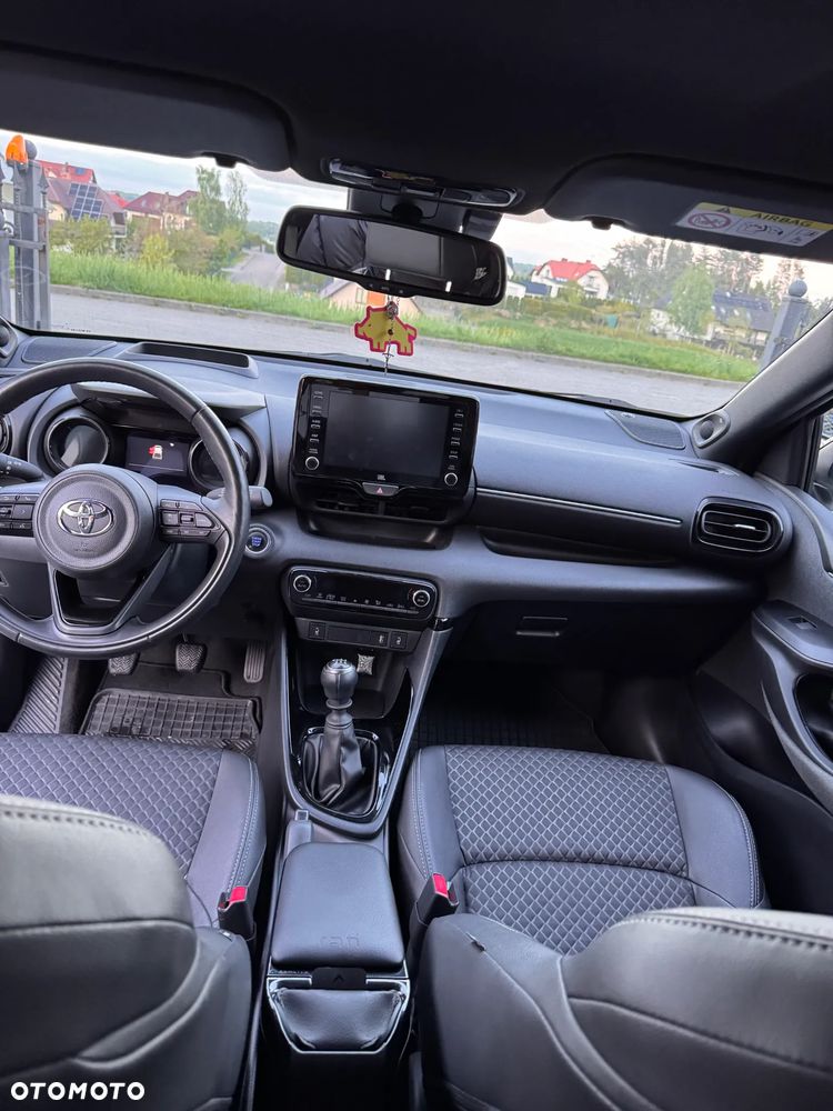 Toyota Yaris 1.5 Selection Style - 8