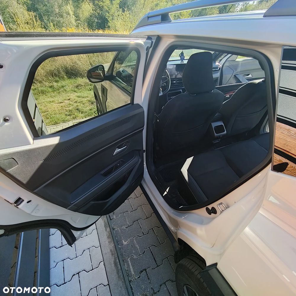 Dacia Duster 1.6 Full Hybrid 140 Journey MMT - 17