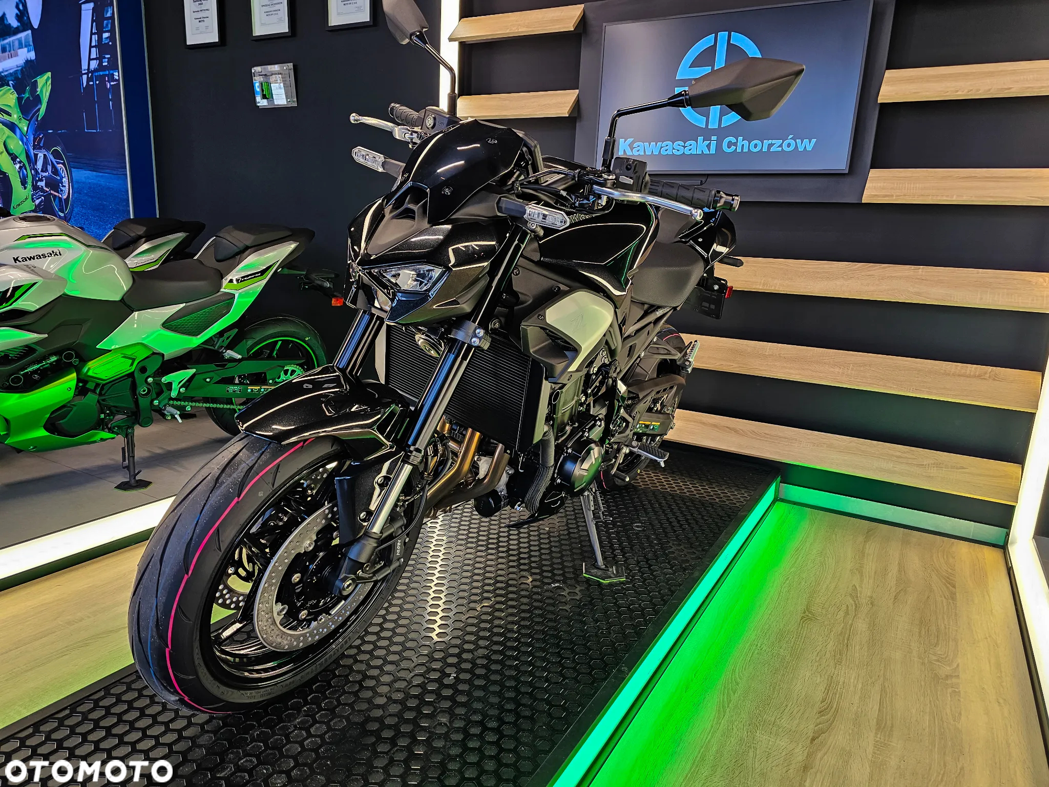 Kawasaki Z 900 - 8