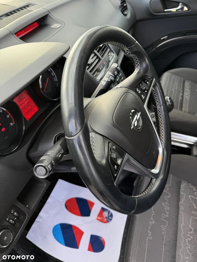 Opel Meriva 1.4 T Essentia - 31