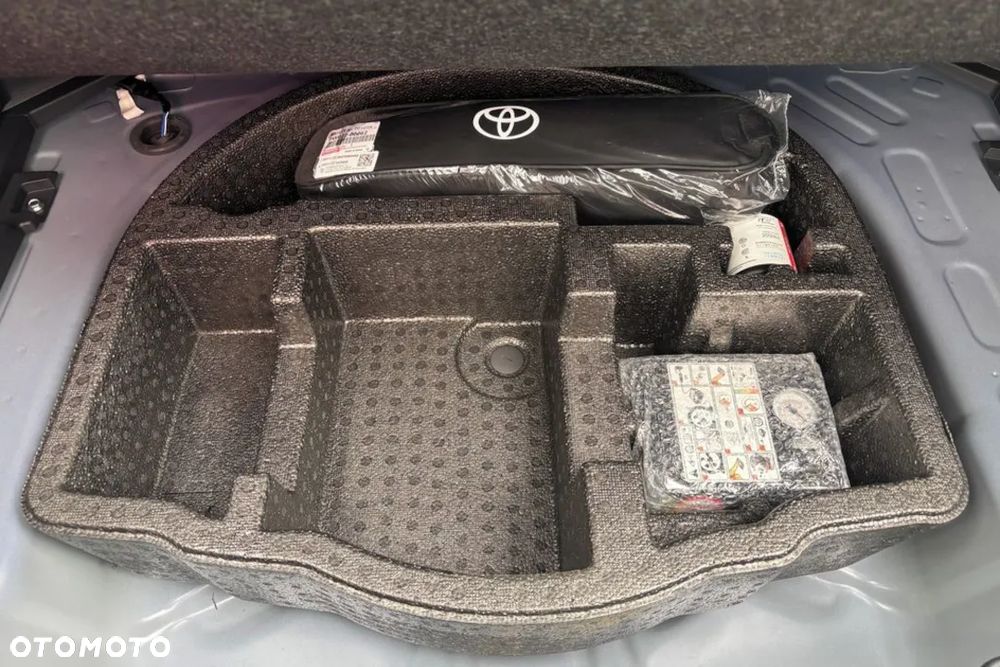 Toyota Yaris Cross Hybrid 1.5 Comfort - 27