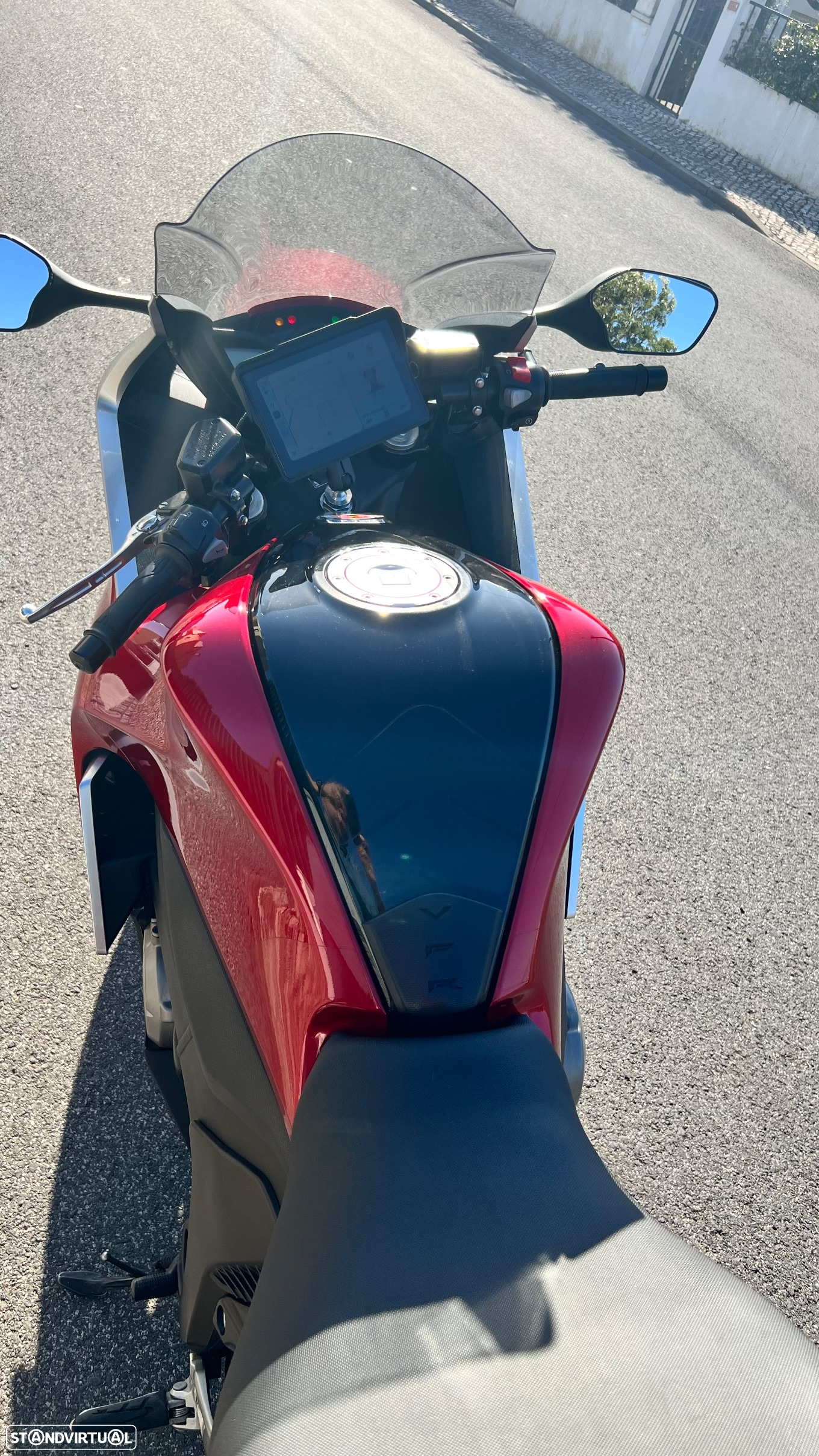 Honda VFR VFR 1200 F - 15