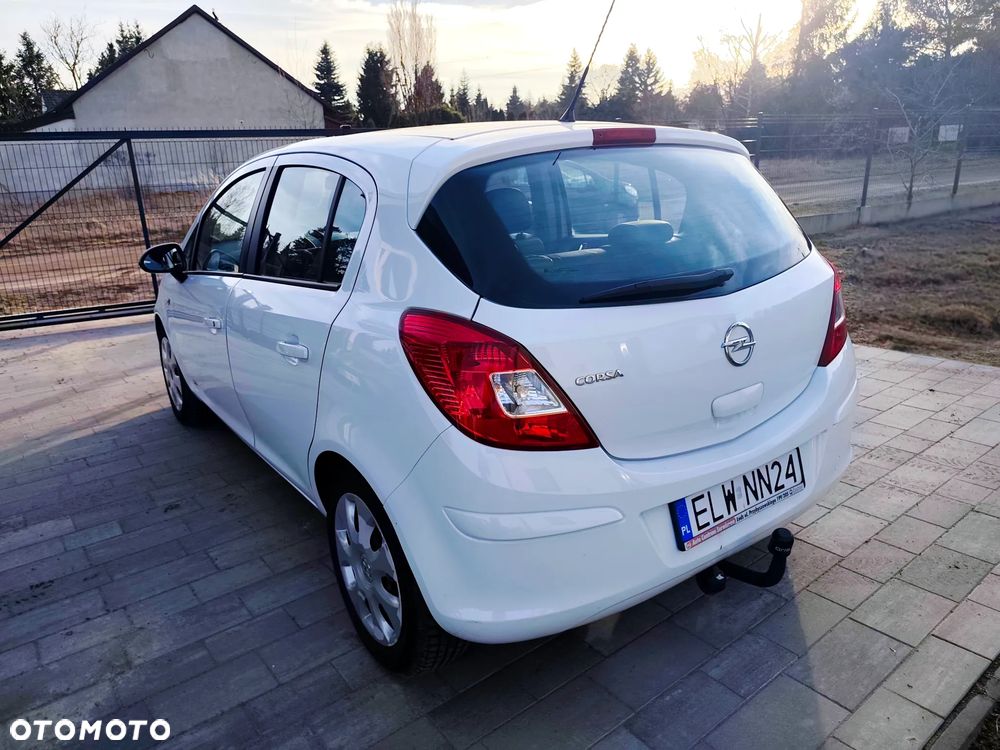 Opel Corsa - 4