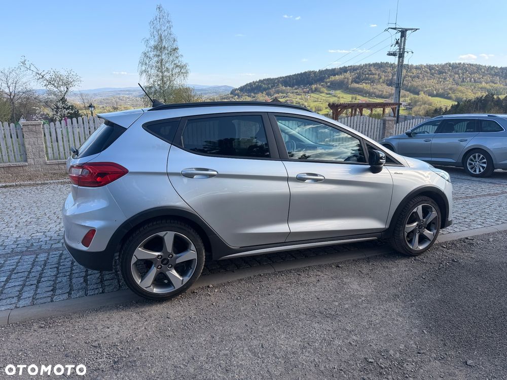 Ford Fiesta - 10