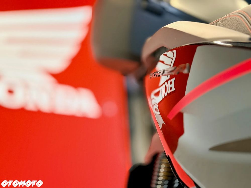 Honda NSS - 19