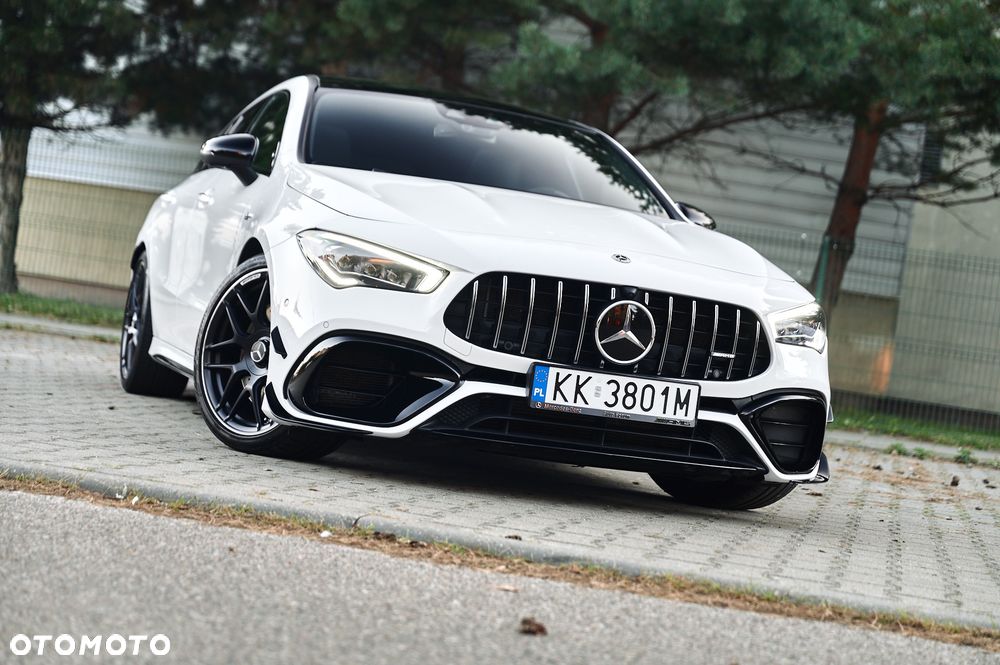 Mercedes-Benz CLA - 9