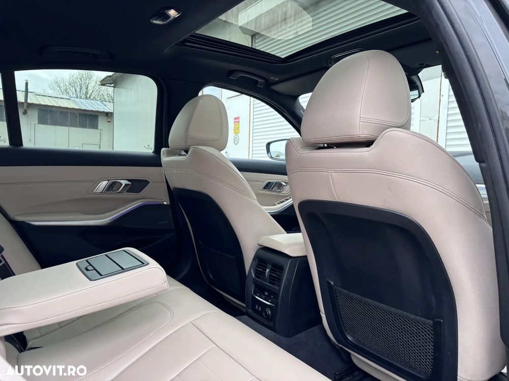 BMW Seria 3 320i Aut. M Sport - 30