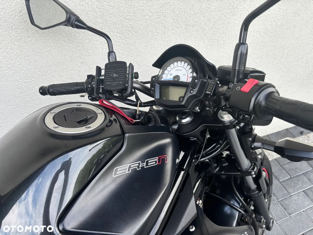 Kawasaki ER - 7