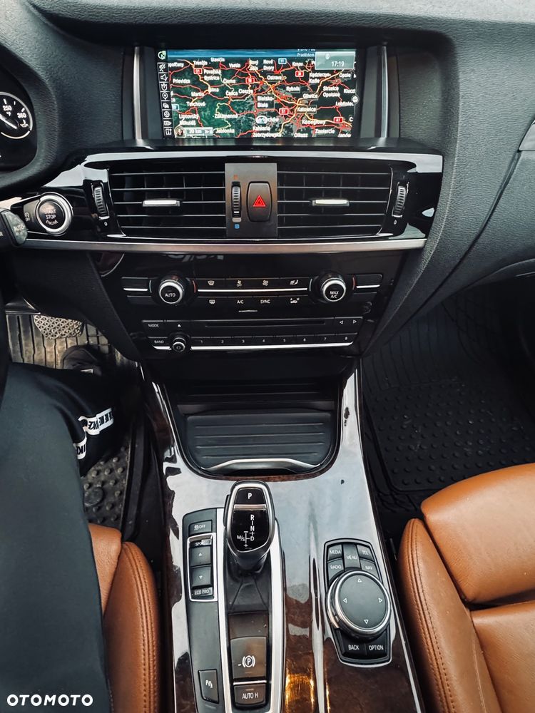 BMW X3 xDrive28i Sport-Aut M Sport - 15