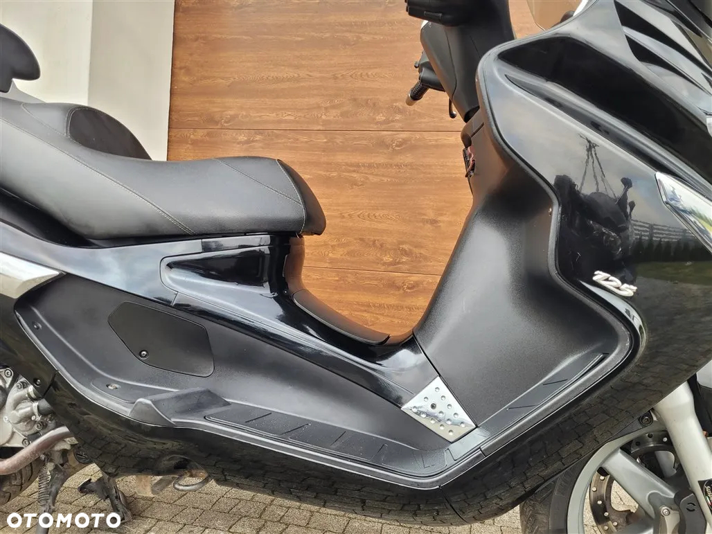 Piaggio Xevo - 7