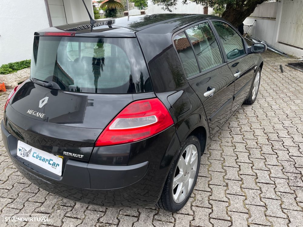 Renault Mégane 1.5 dCi Privilège - 15