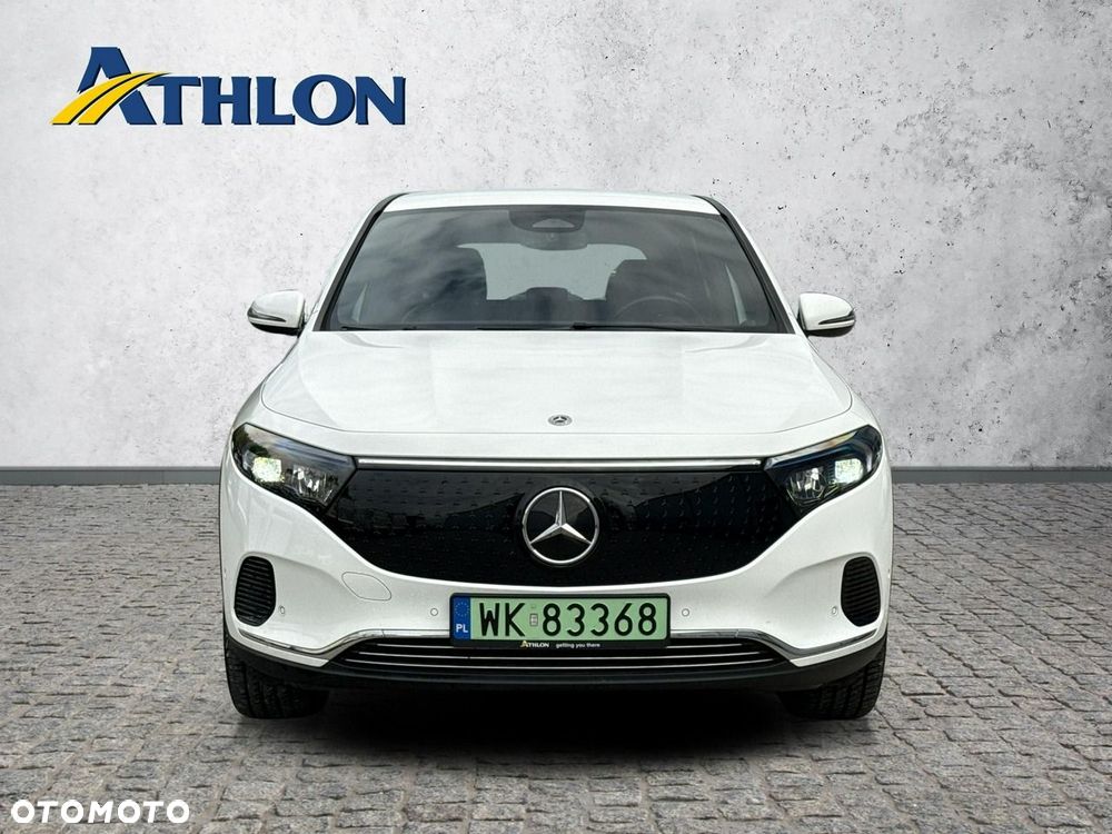 Mercedes-Benz EQA - 8