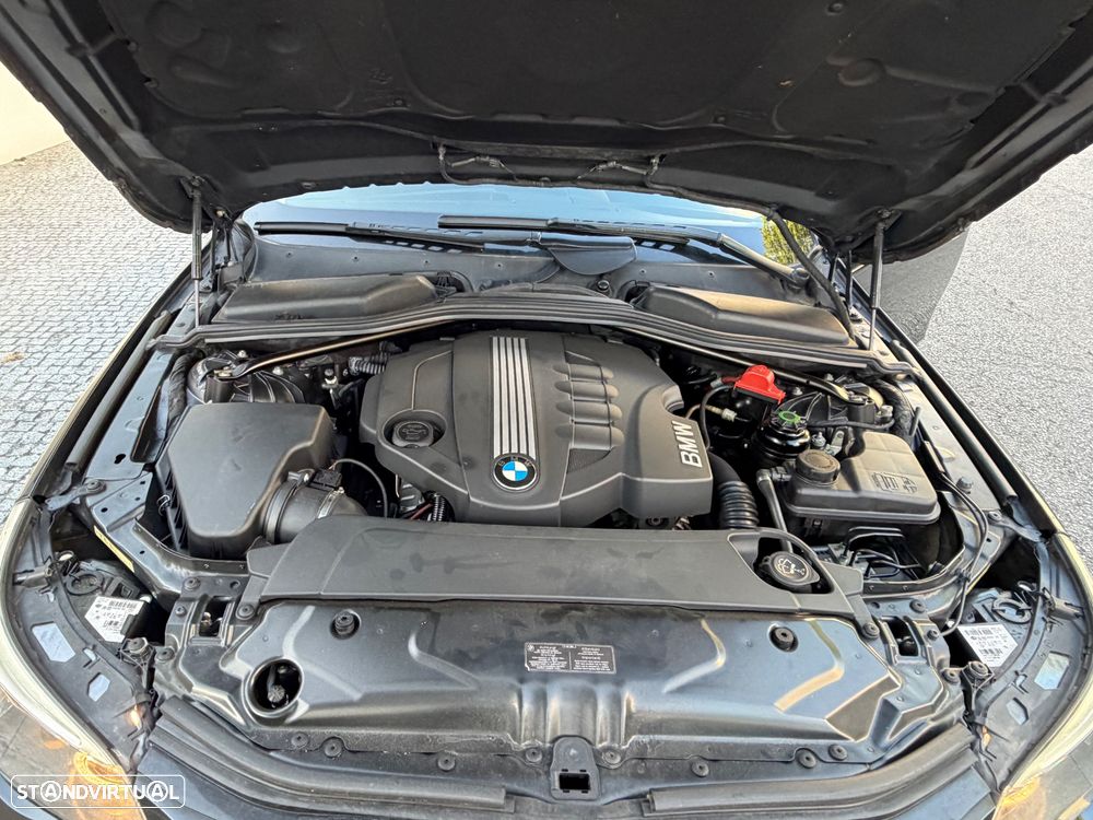 BMW 520 dA Executive - 45