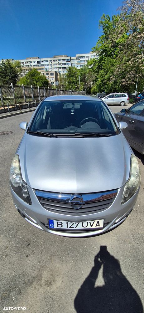 Opel Corsa 1.2 Essentia - 8