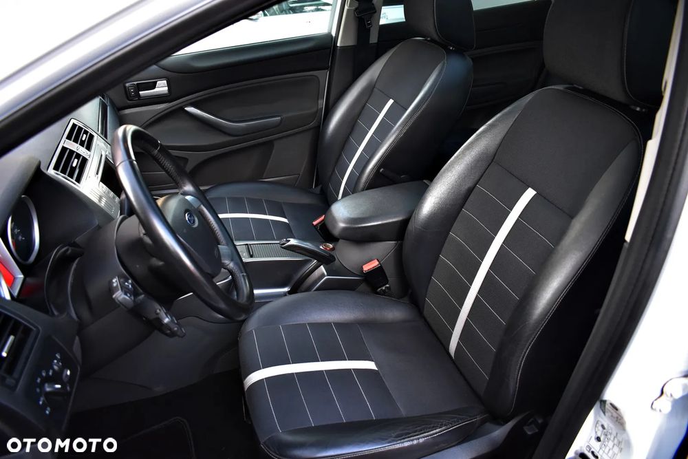 Ford Kuga 2.0 TDCi 4WD Titanium Plus - 20