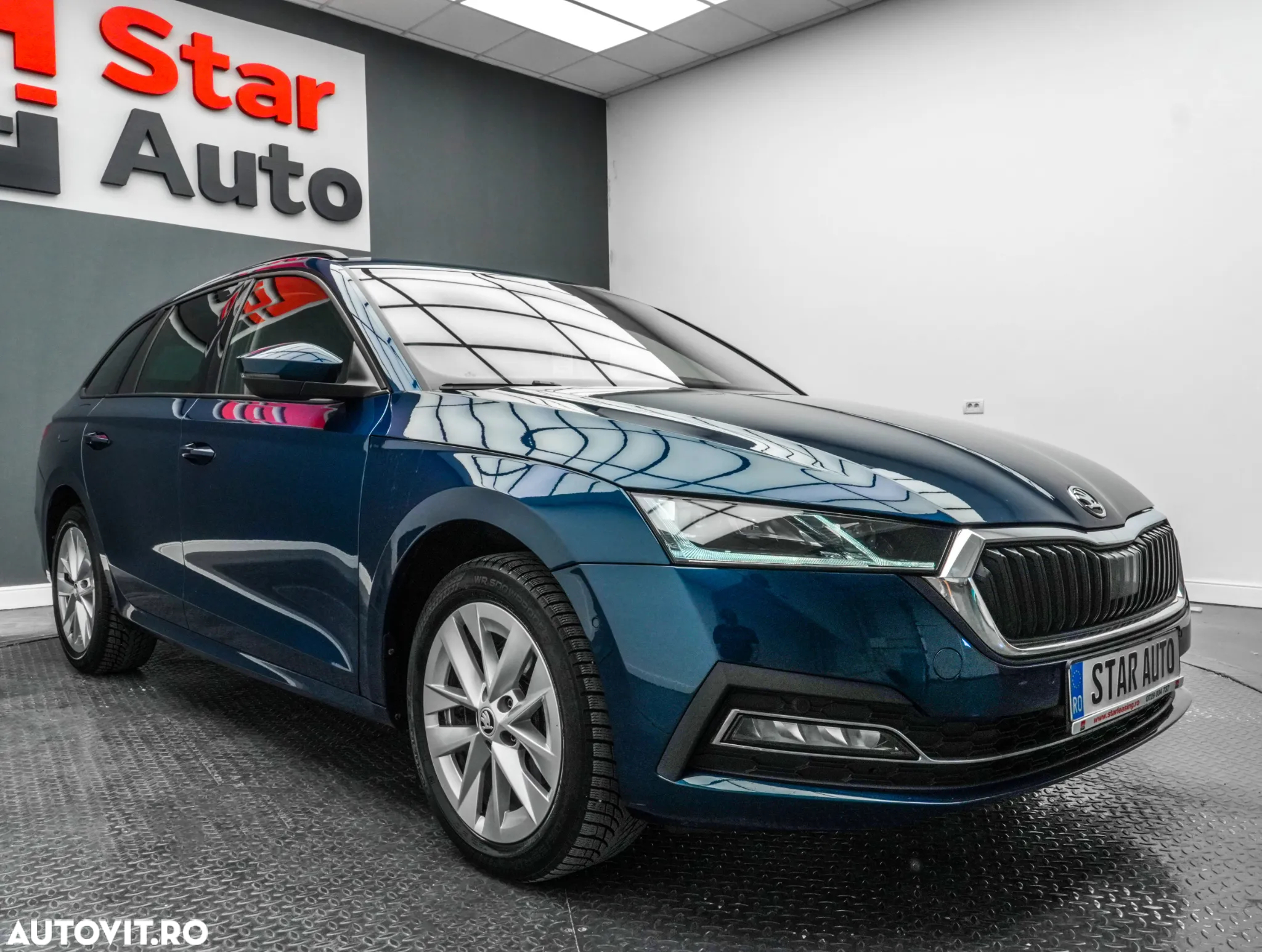 Skoda Octavia Combi 2.0 TDI DSG Style - 3