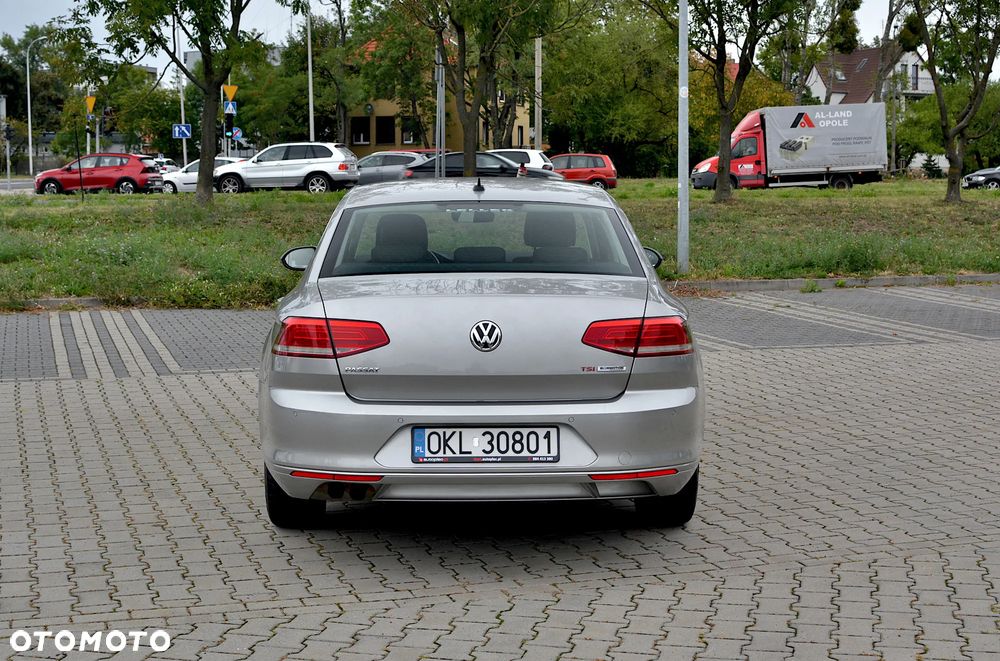 Volkswagen Passat 1.8 TSI BMT Comfortline - 5