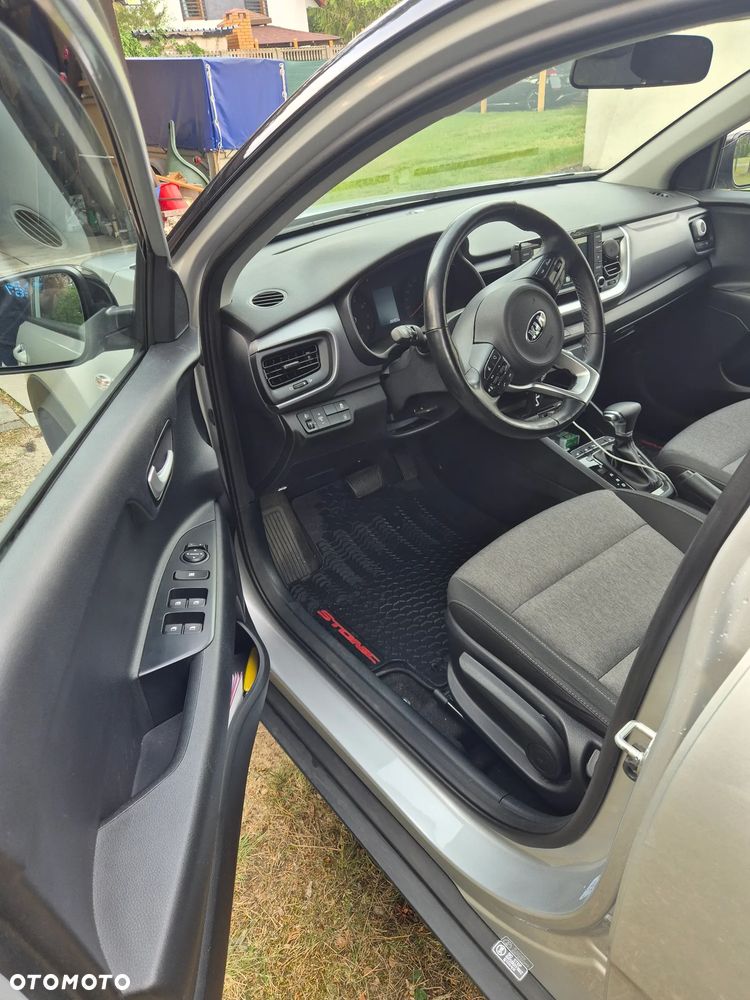 Kia Stonic - 8