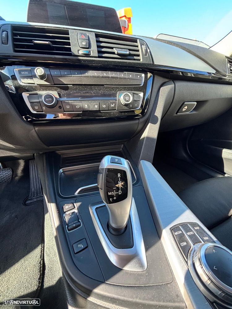 BMW 318 d Line Sport Auto - 10