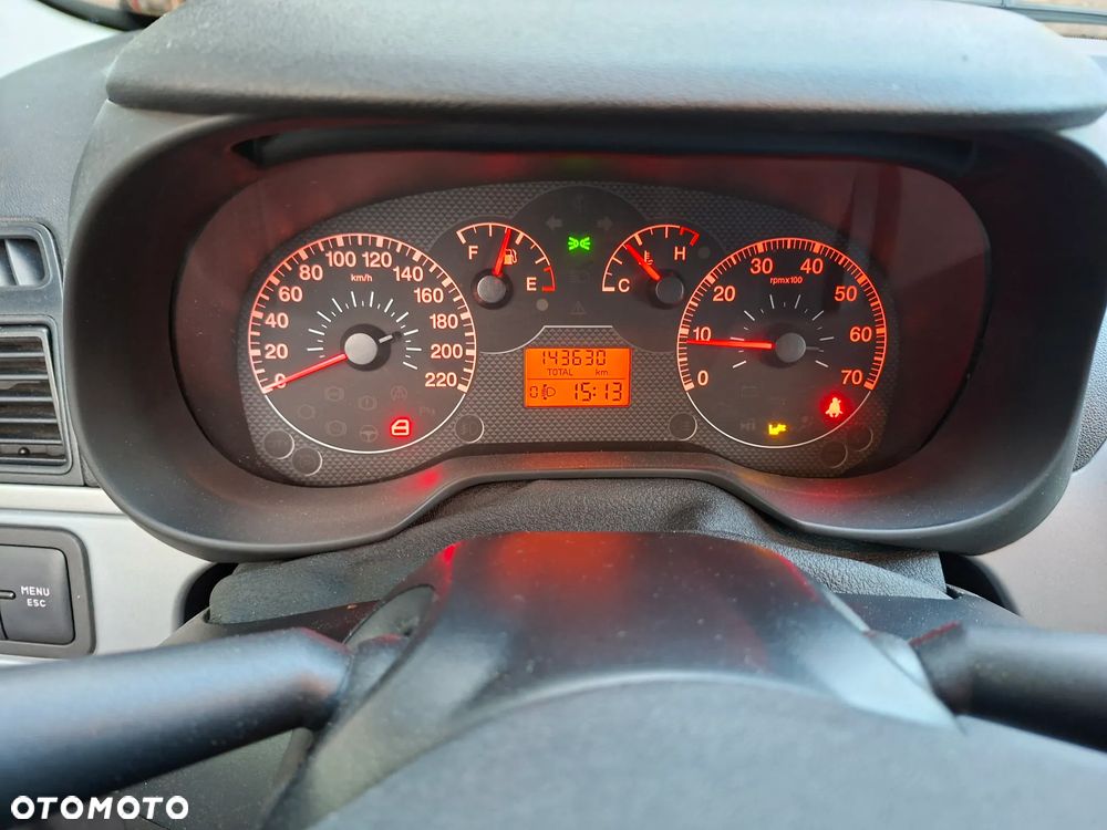 Fiat Grande Punto 1.4 8V Active - 12