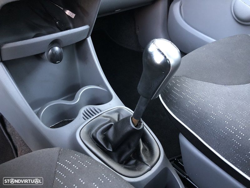 Peugeot 107 1.0 Black&Silver - 14