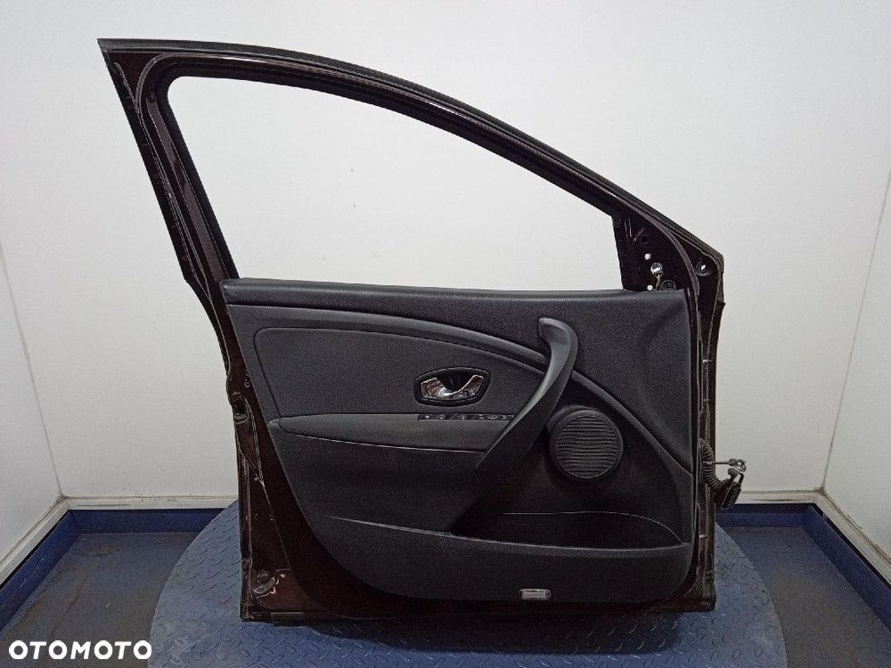 RENAULT MEGANE III LIFT 13-16 KOMBI DRZWI PRZÓD LEWE TED 17 - 9