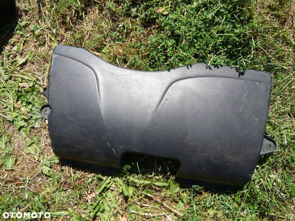 wlot dolot powietrza 13717797475-02 bmw serii 1 e87 - 1