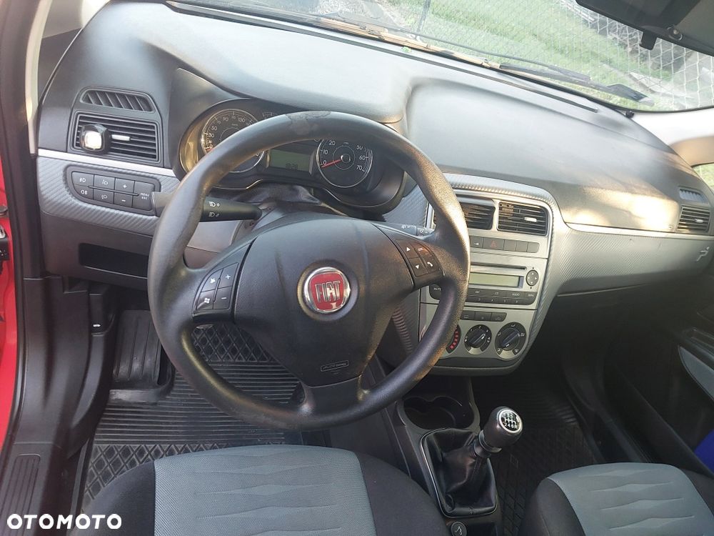 Fiat Grande Punto - 5