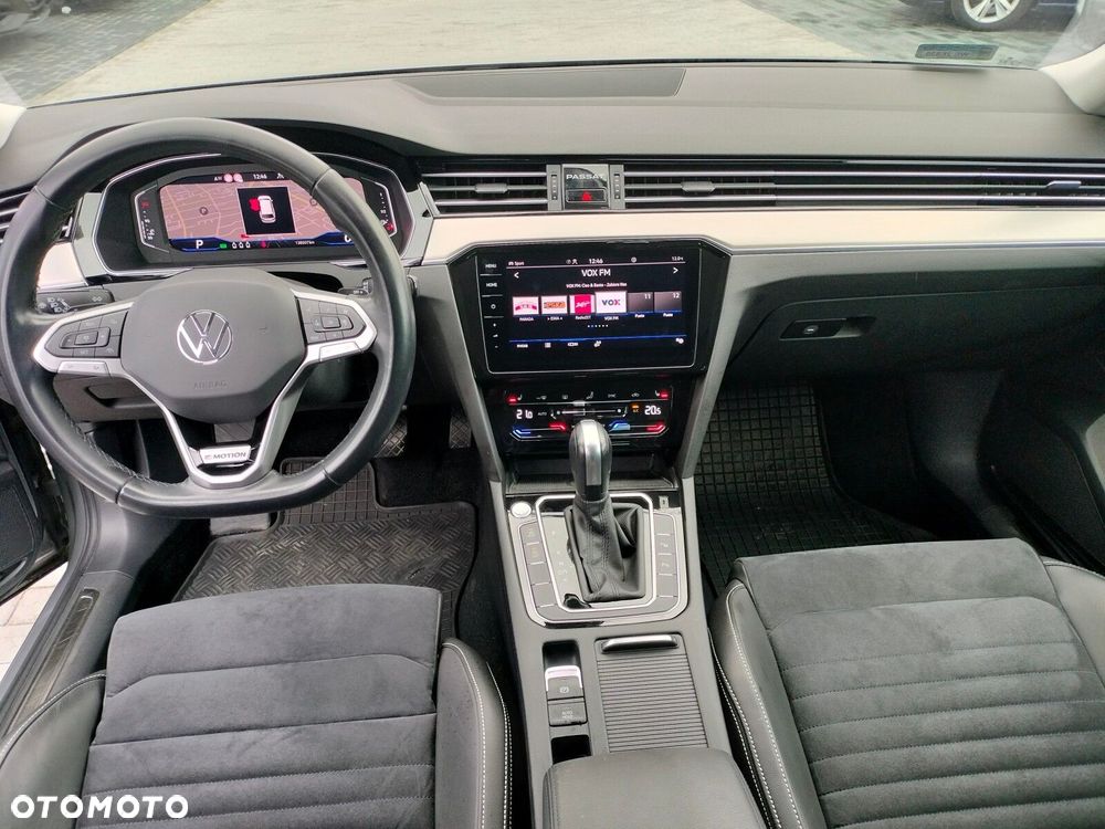 Volkswagen Passat 2.0 TSI 4Mot Elegance DSG - 10