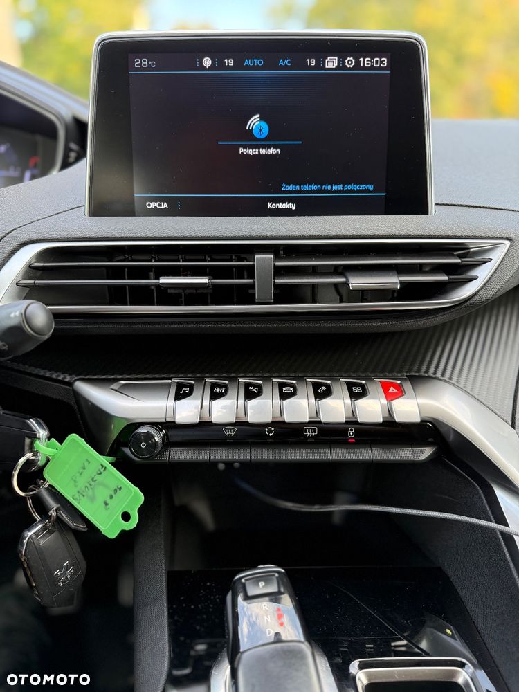Peugeot 3008 1.5 BlueHDi Active S&S EAT8 - 28