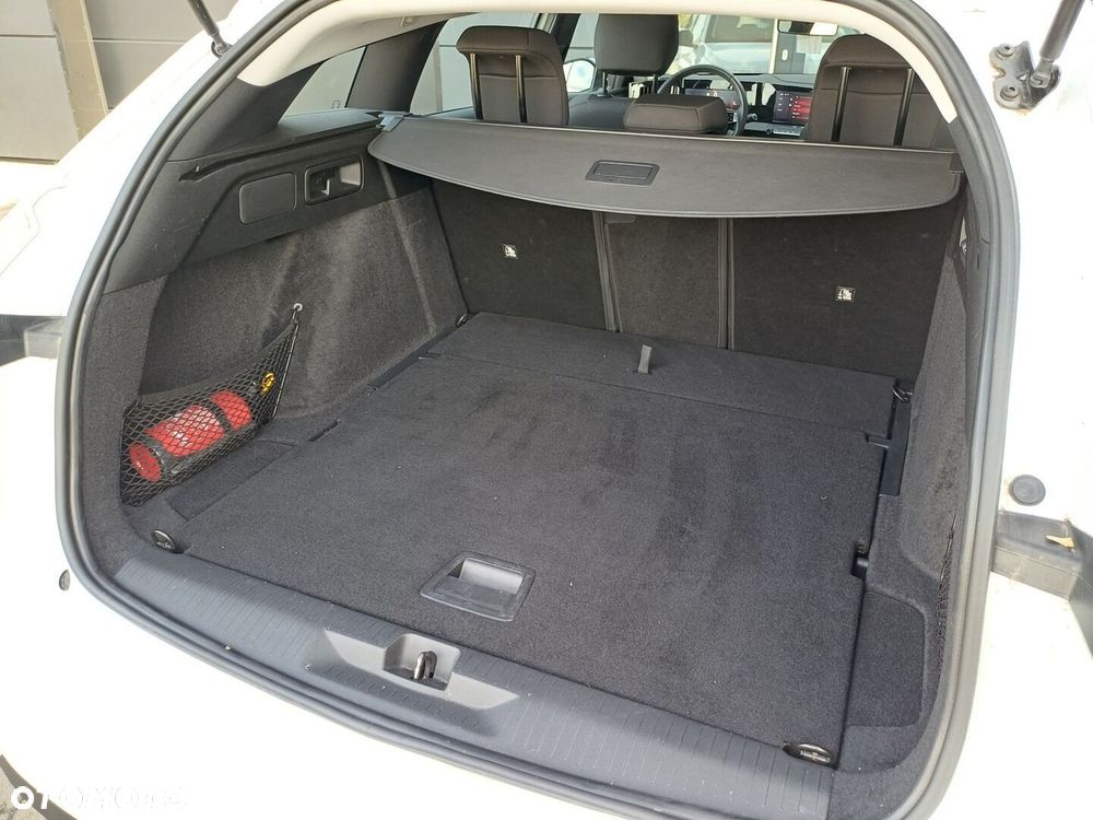 Opel Astra 1.2 T Edition S&S - 30