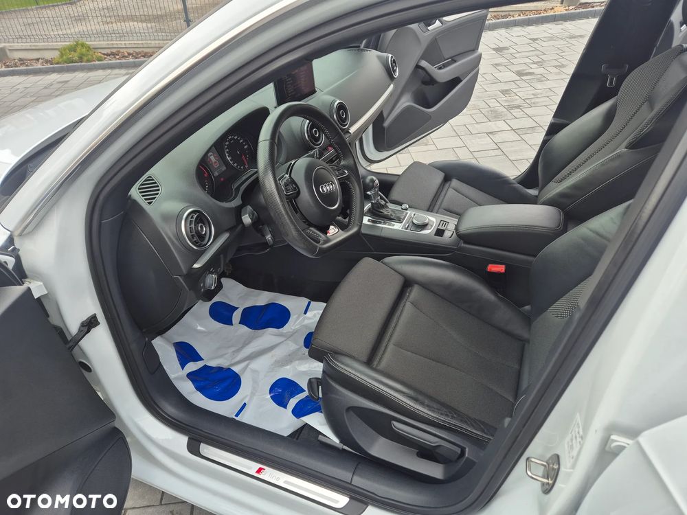 Audi A3 Sportback 2.0 TDI S tronic S line Sportpaket - 13