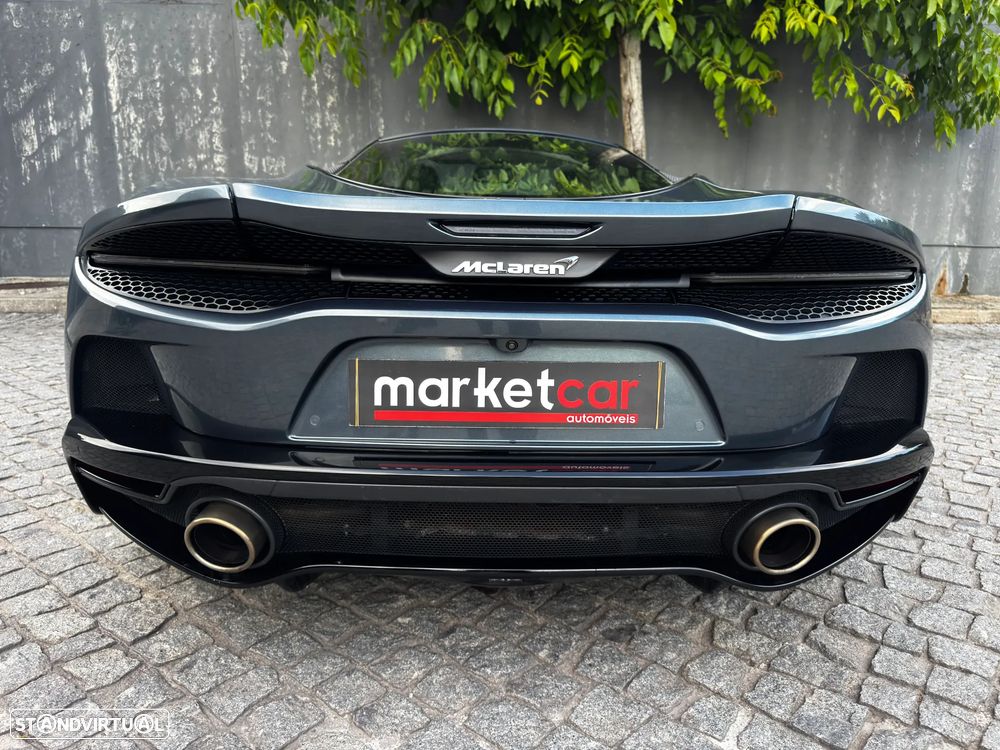 McLaren GT 4.0 Twin-Turbo V8 - 14