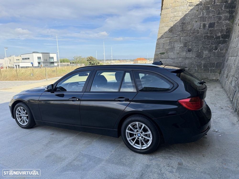 BMW 320 - 4
