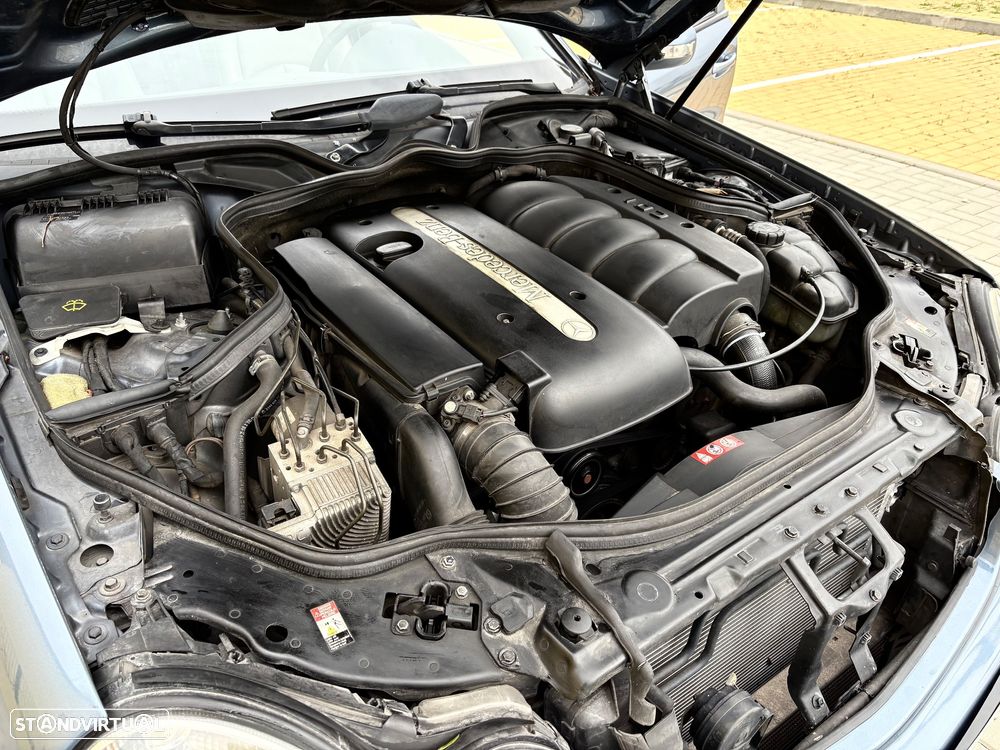 Mercedes-Benz E 220 CDI Auto Avantgarde - 10