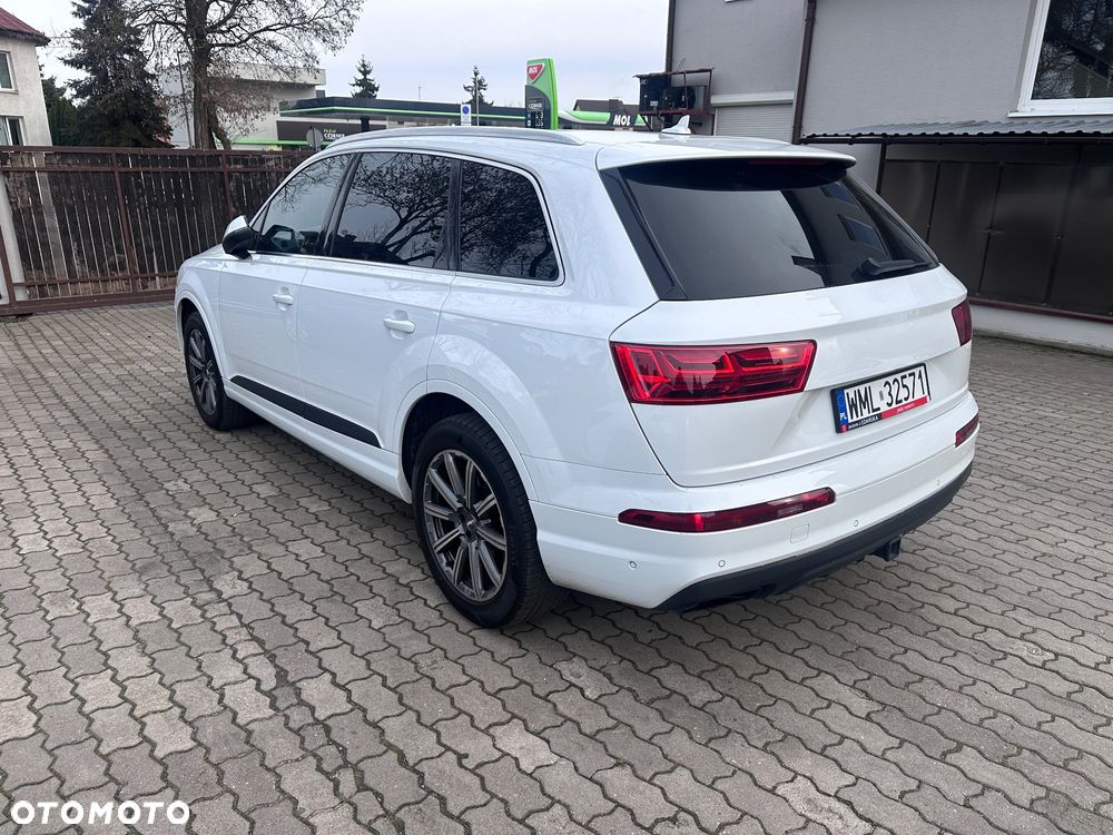 Audi Q7 - 4