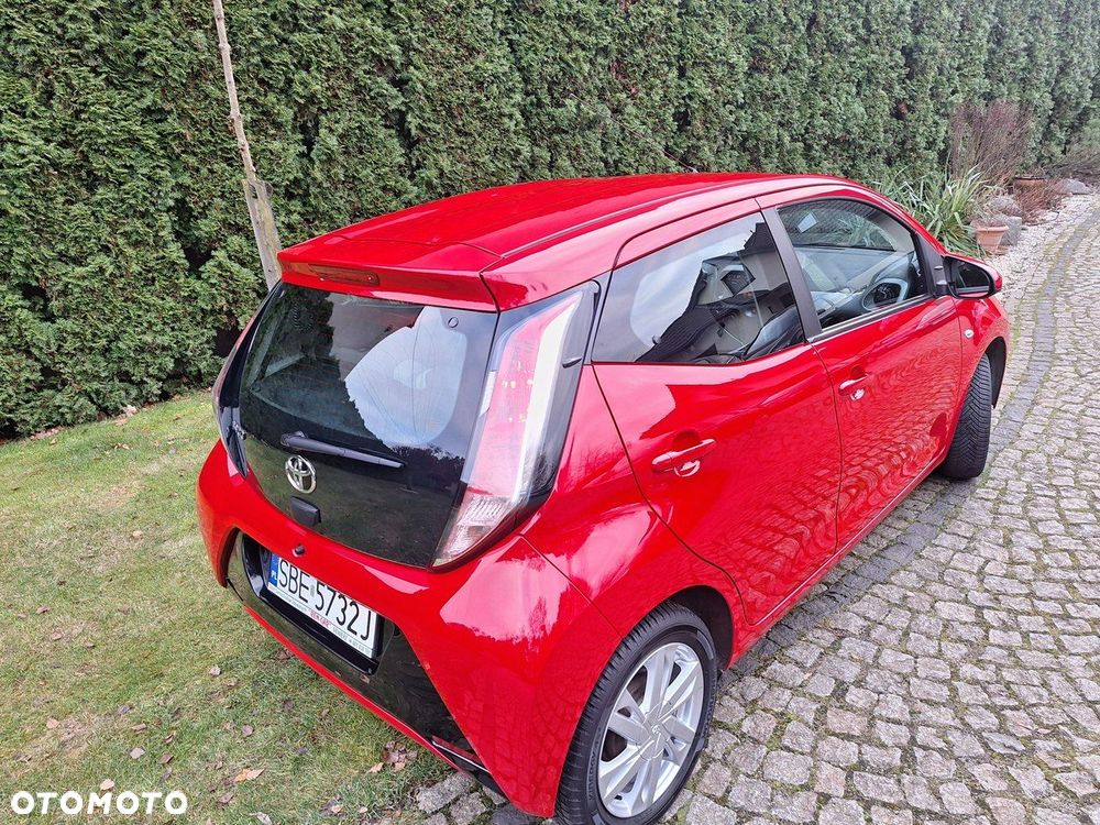 Toyota Aygo x-play touch - 39