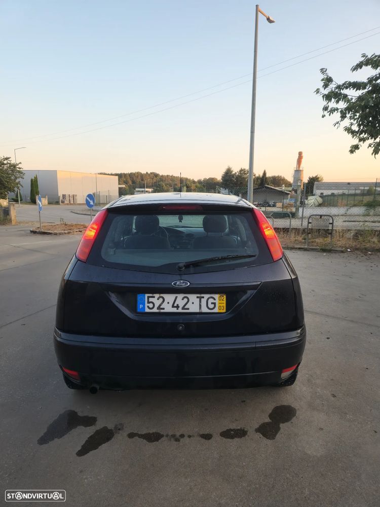 Ford Focus 1.4 Comfort - 4