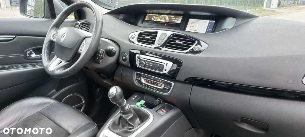 Renault Scenic dCi 160 Bose Edition - 14