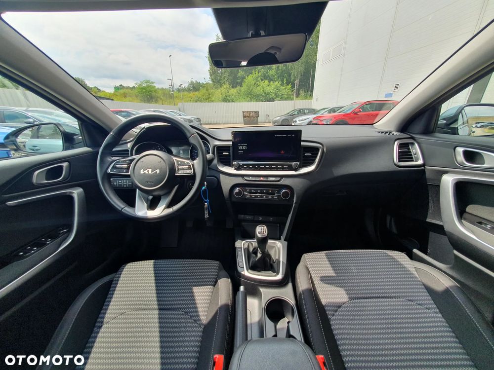 Kia Ceed 1.5 T-GDI M - 29