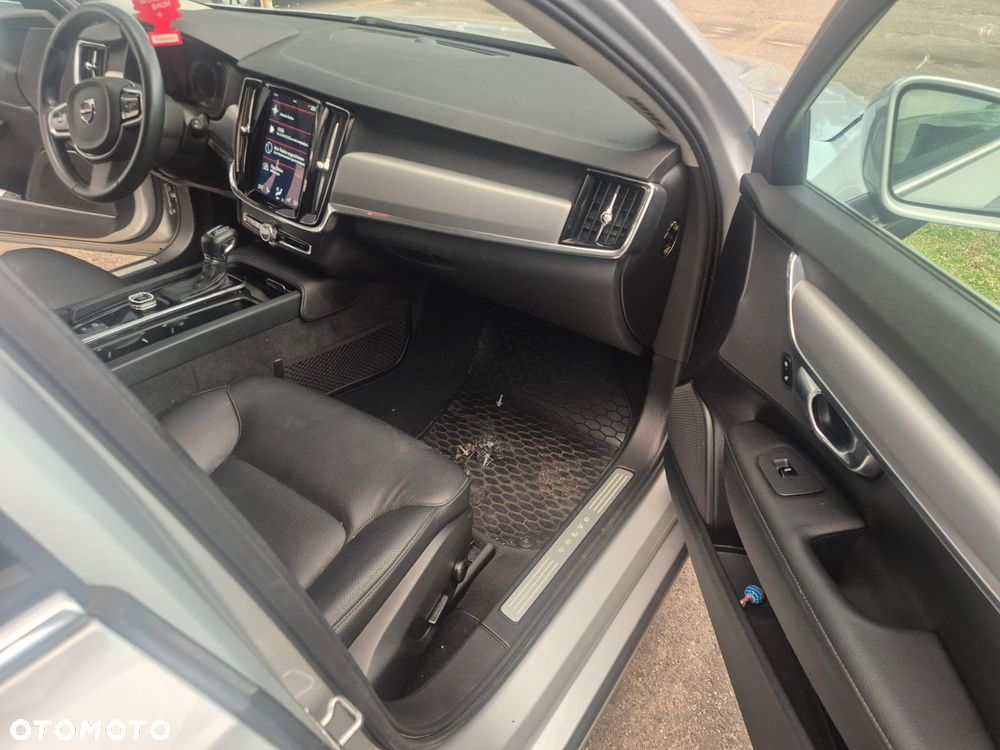 Volvo V90 D4 Geartronic Momentum - 3