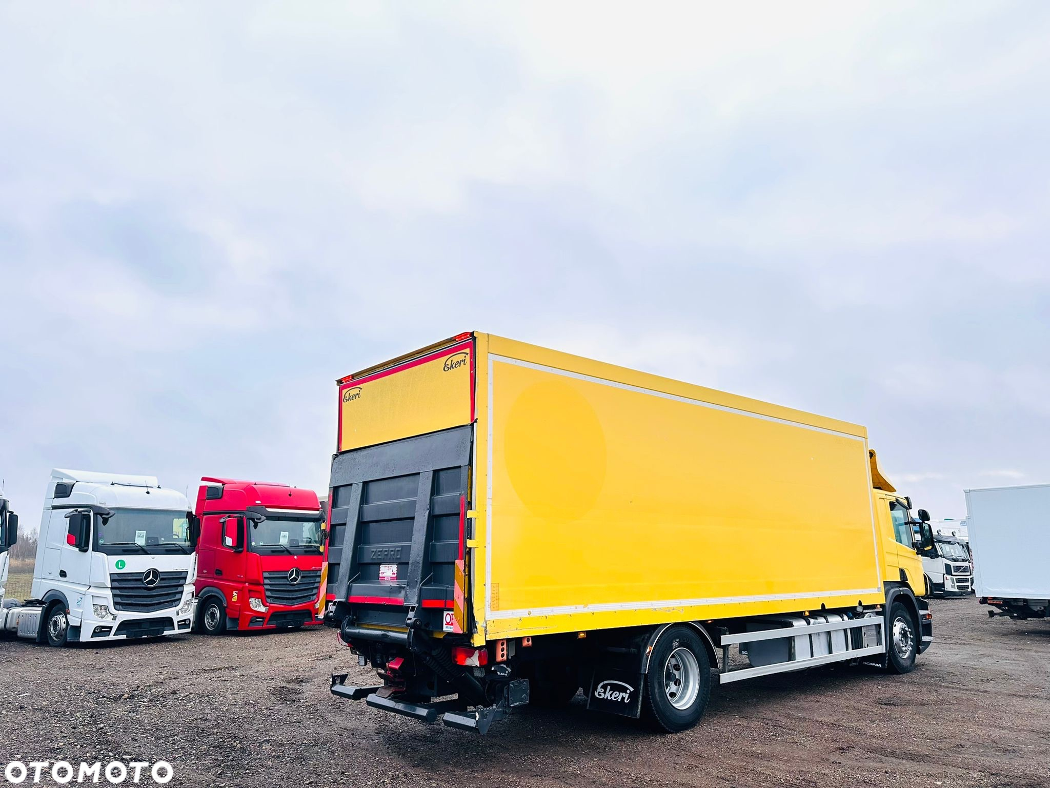 Scania P 360 / WINDA / OGRZEWANA SKRZYNIA - 4