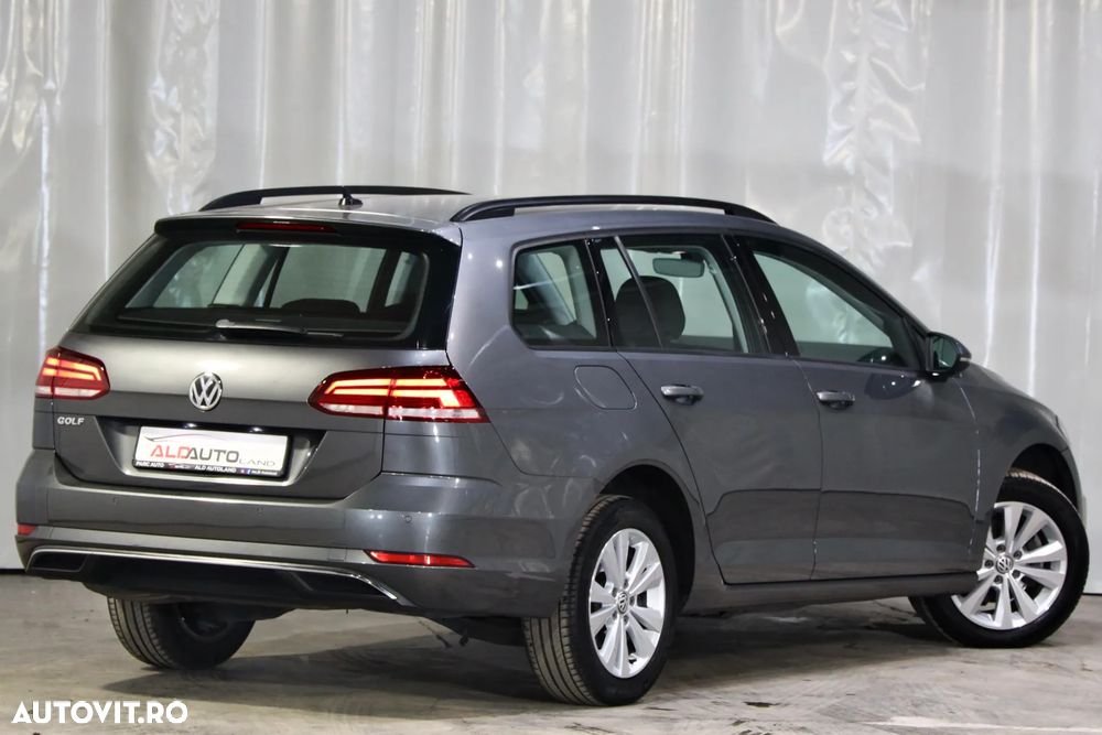 Volkswagen Golf 2.0 TDI DSG Comfortline - 2