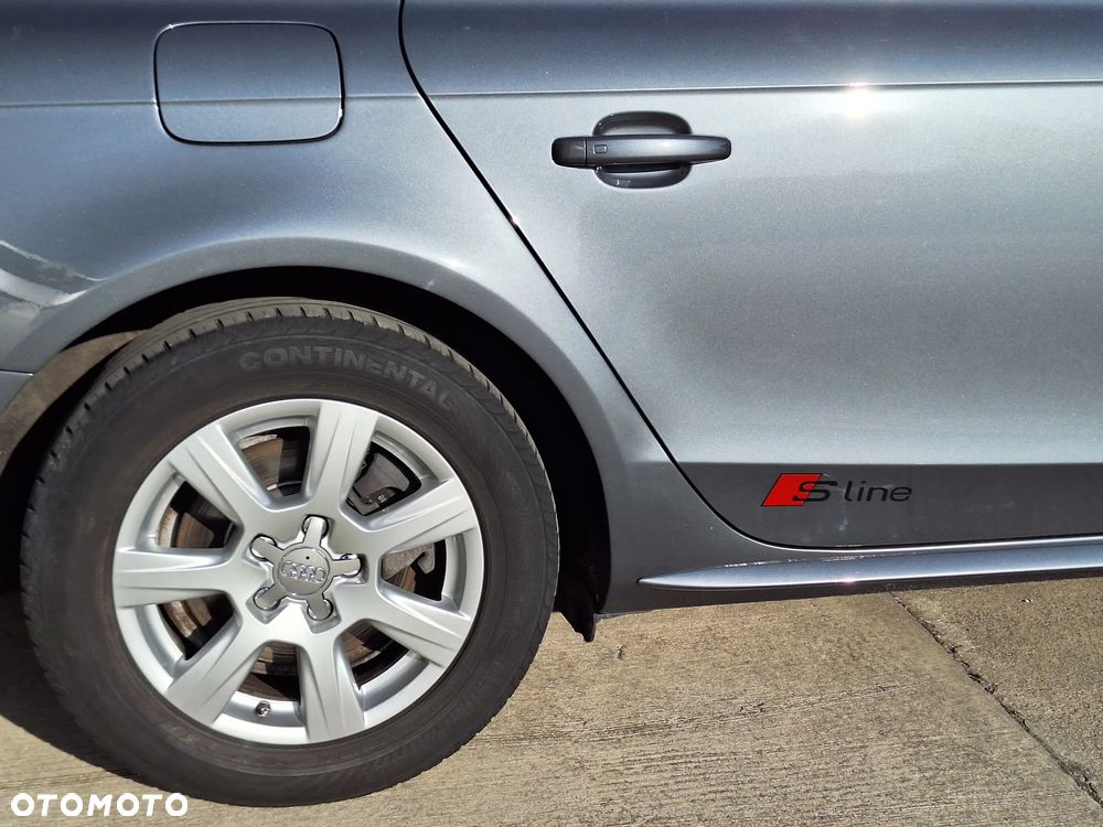 Audi A4 Avant 2.0 TDI DPF clean diesel multitronic S line Sportpaket - 28
