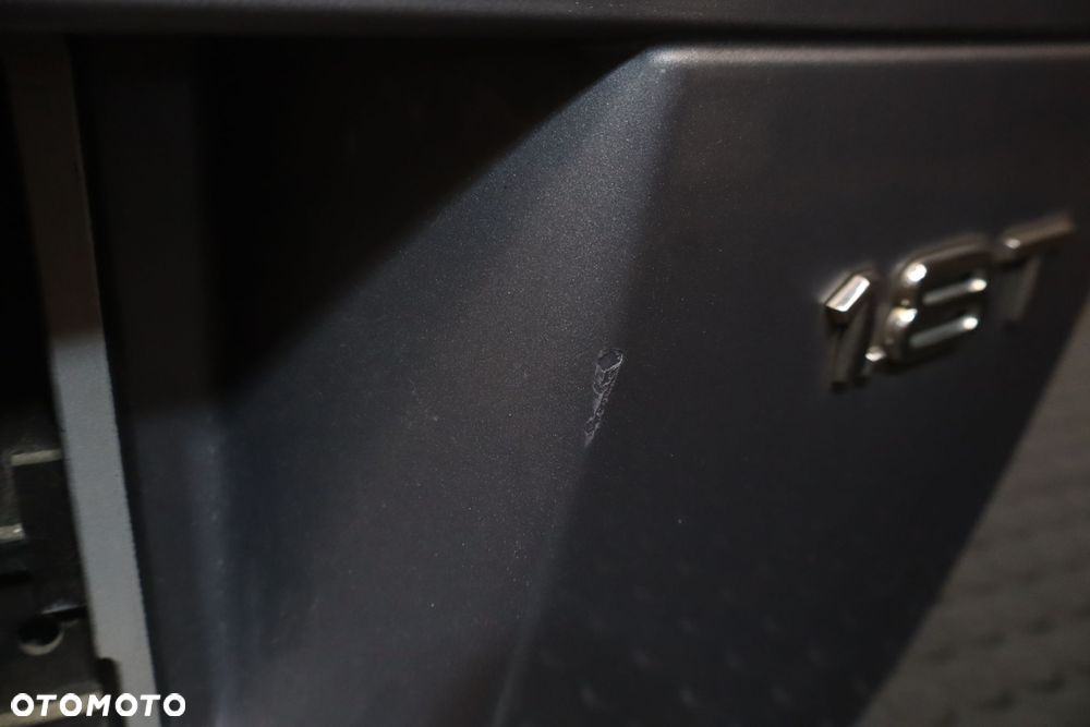 KLAPA TYLNA AUDI A4 B7 UK LY7H - 6