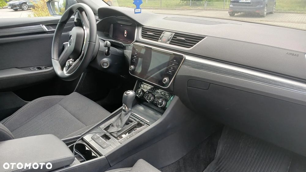 Skoda Superb 2.0 TSI Style DSG - 7