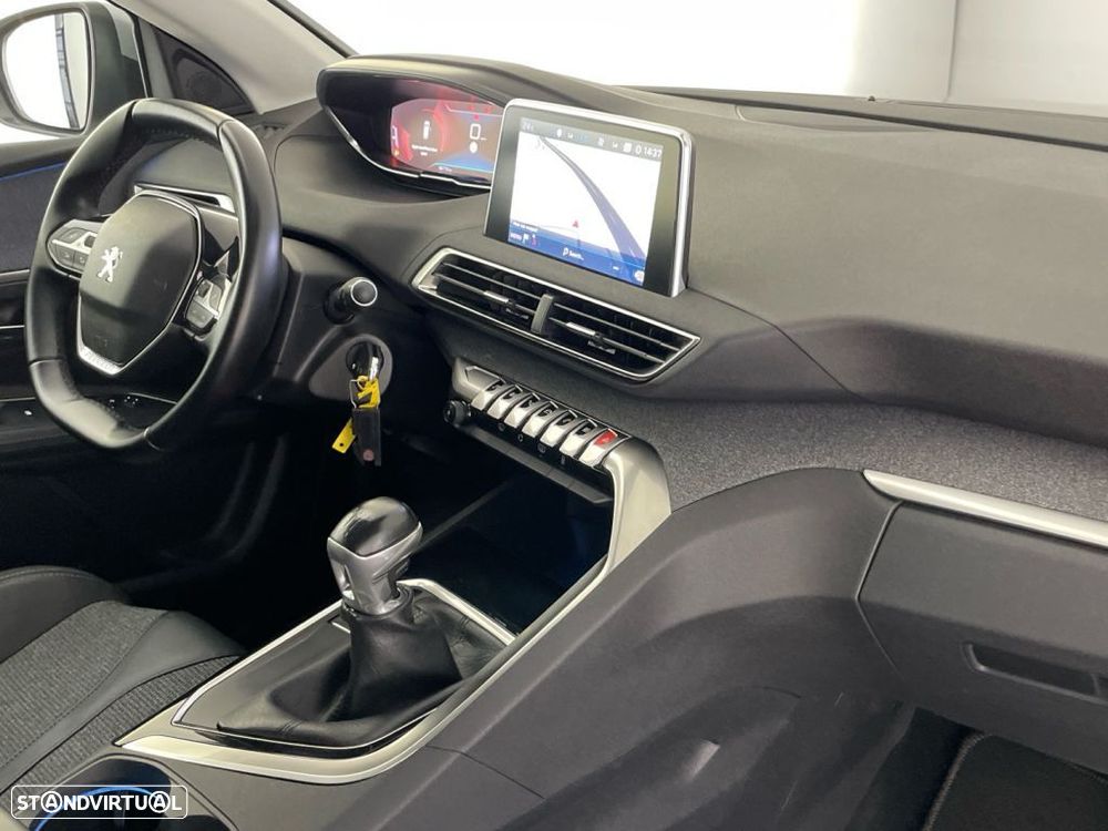 Peugeot 3008 1.5 BlueHDi Allure - 22