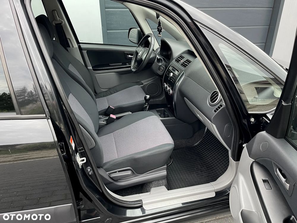 Suzuki SX4 1.6 GS / Premium 4WD - 8