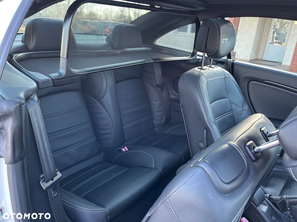 Renault Megane TCe 180 GT - 16