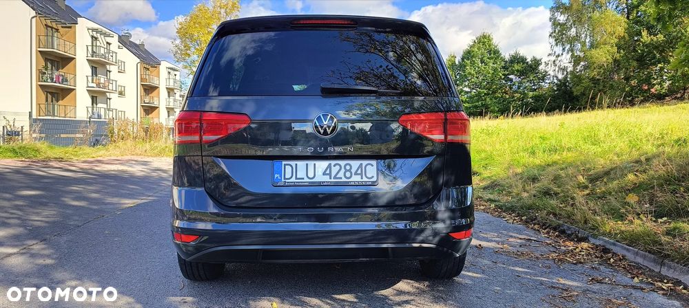 Volkswagen Touran - 5
